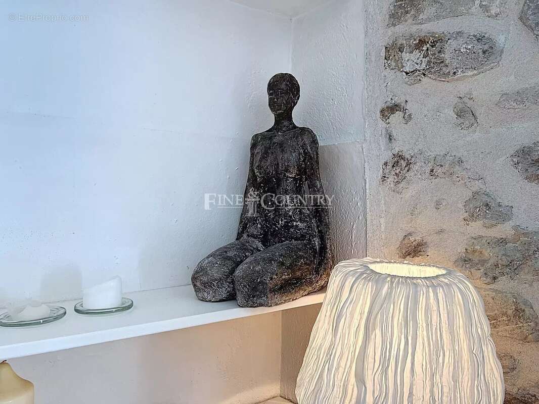 Appartement à MOUGINS