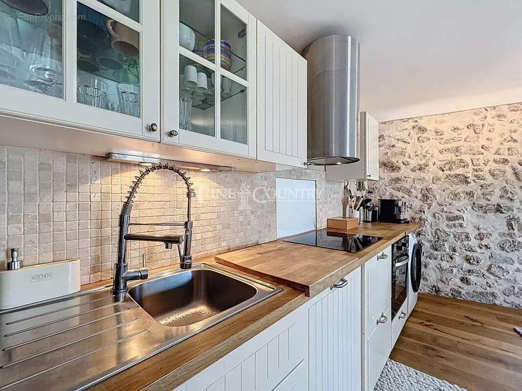 Appartement à MOUGINS