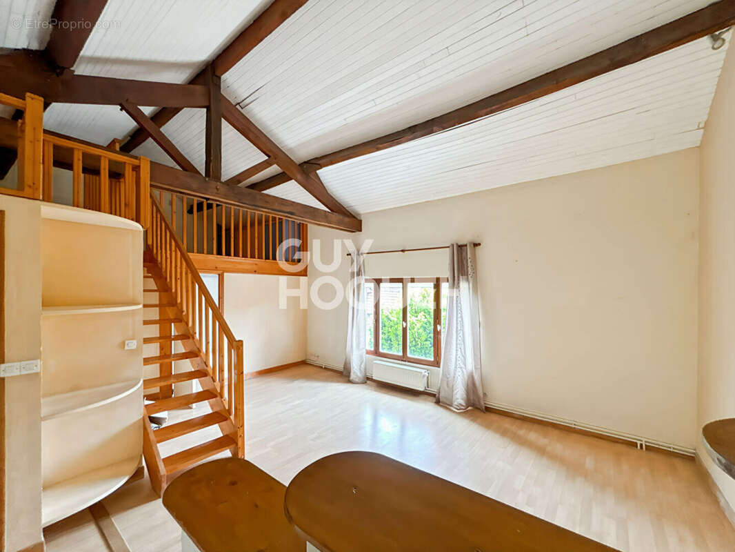 Maison à ROZAY-EN-BRIE