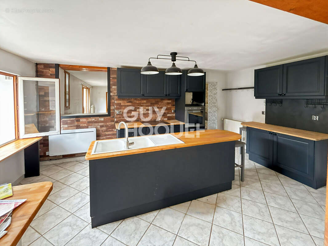 Maison à ROZAY-EN-BRIE