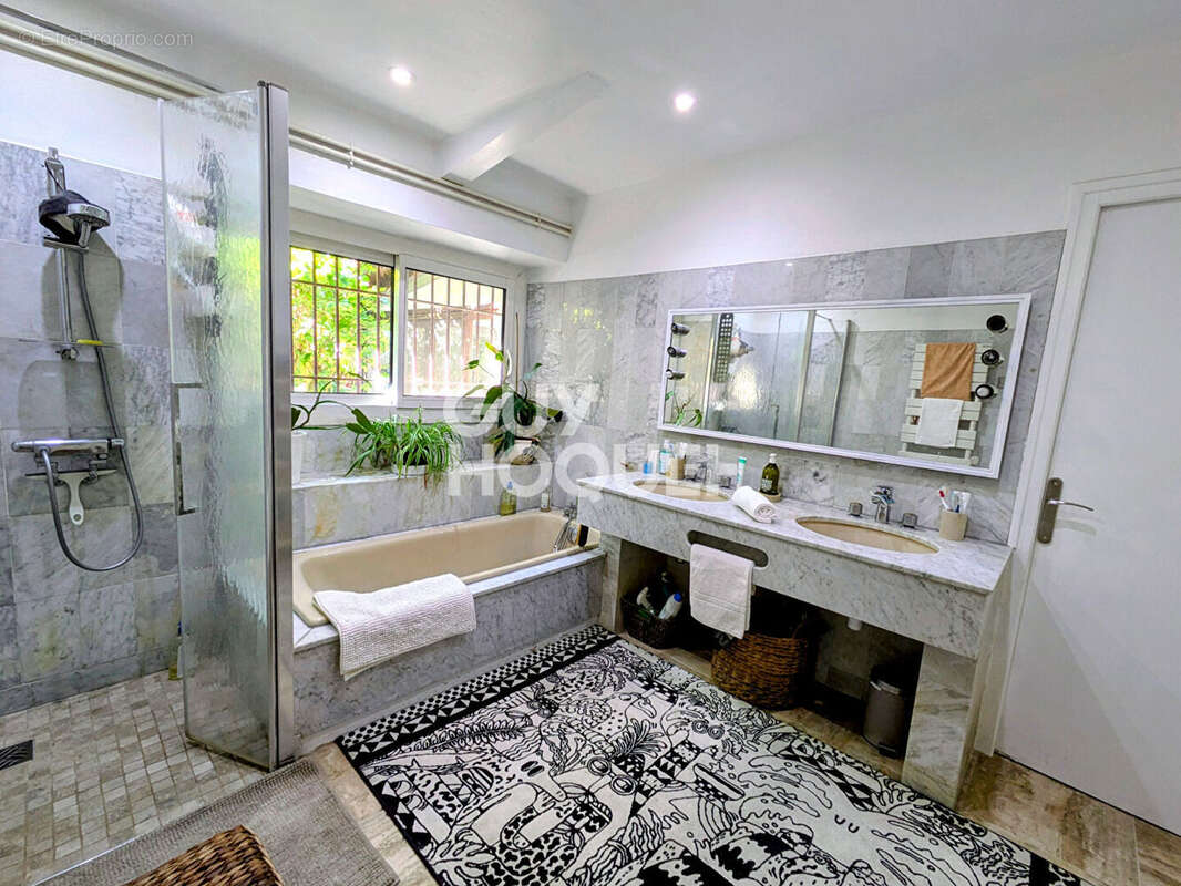 Maison à SALIES-DE-BEARN