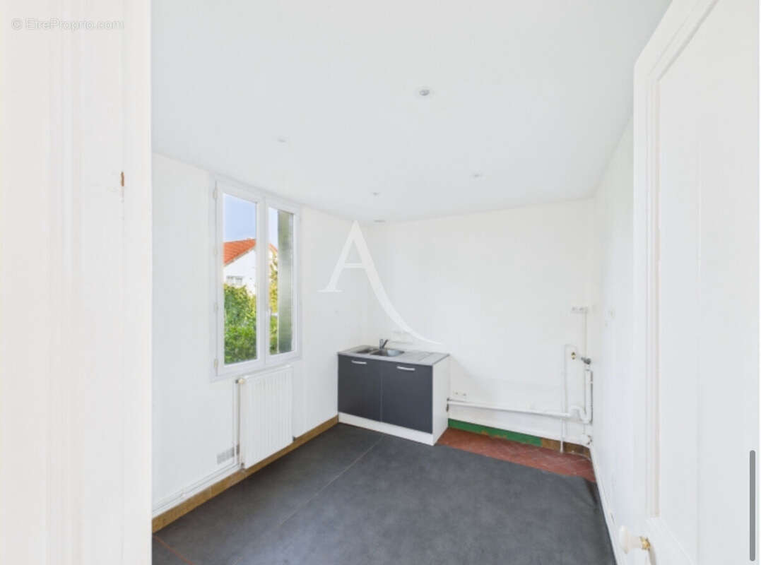 Maison à VAIRES-SUR-MARNE