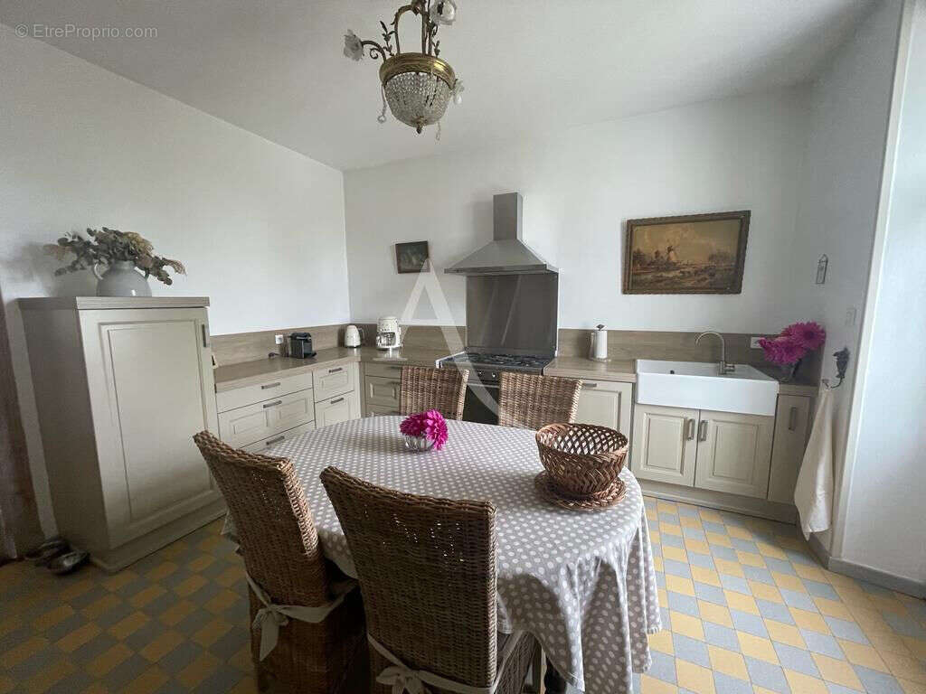 Maison à COMMEQUIERS