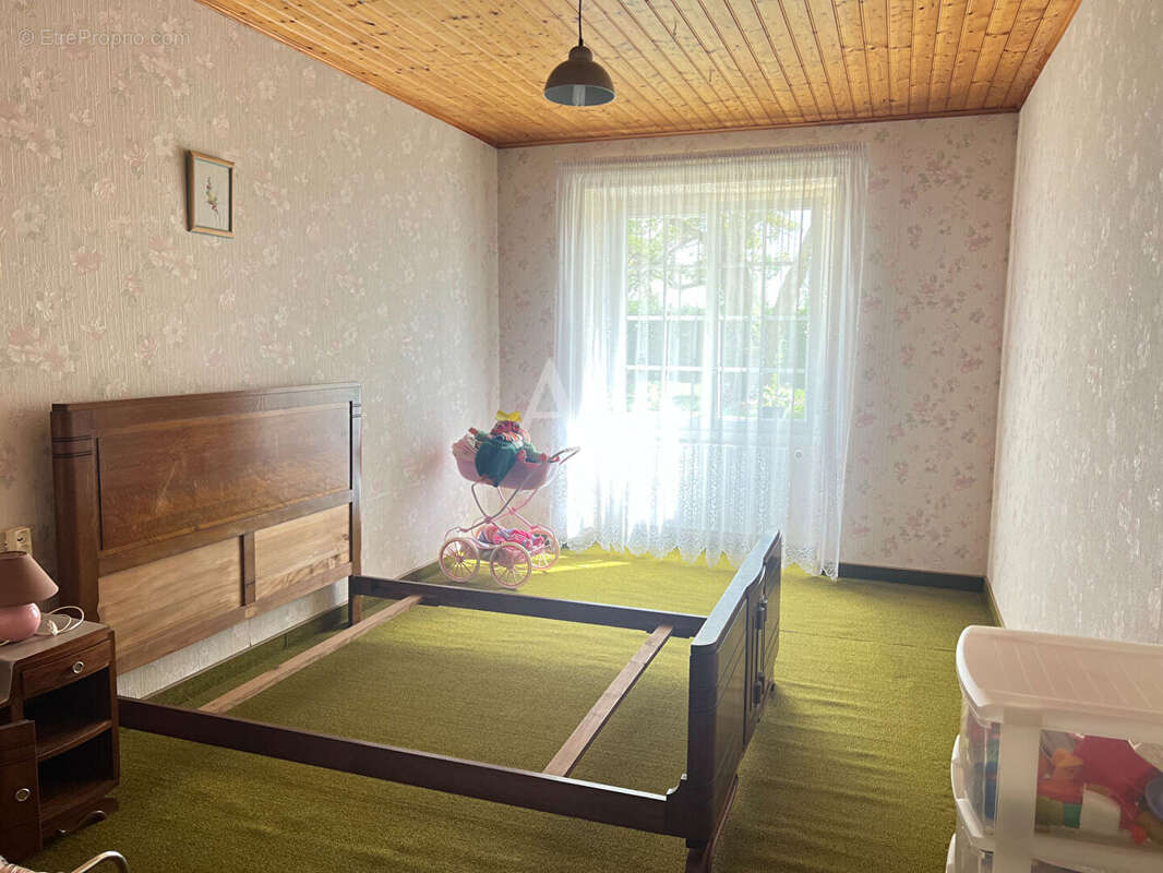 Maison à MOUZEUIL-SAINT-MARTIN