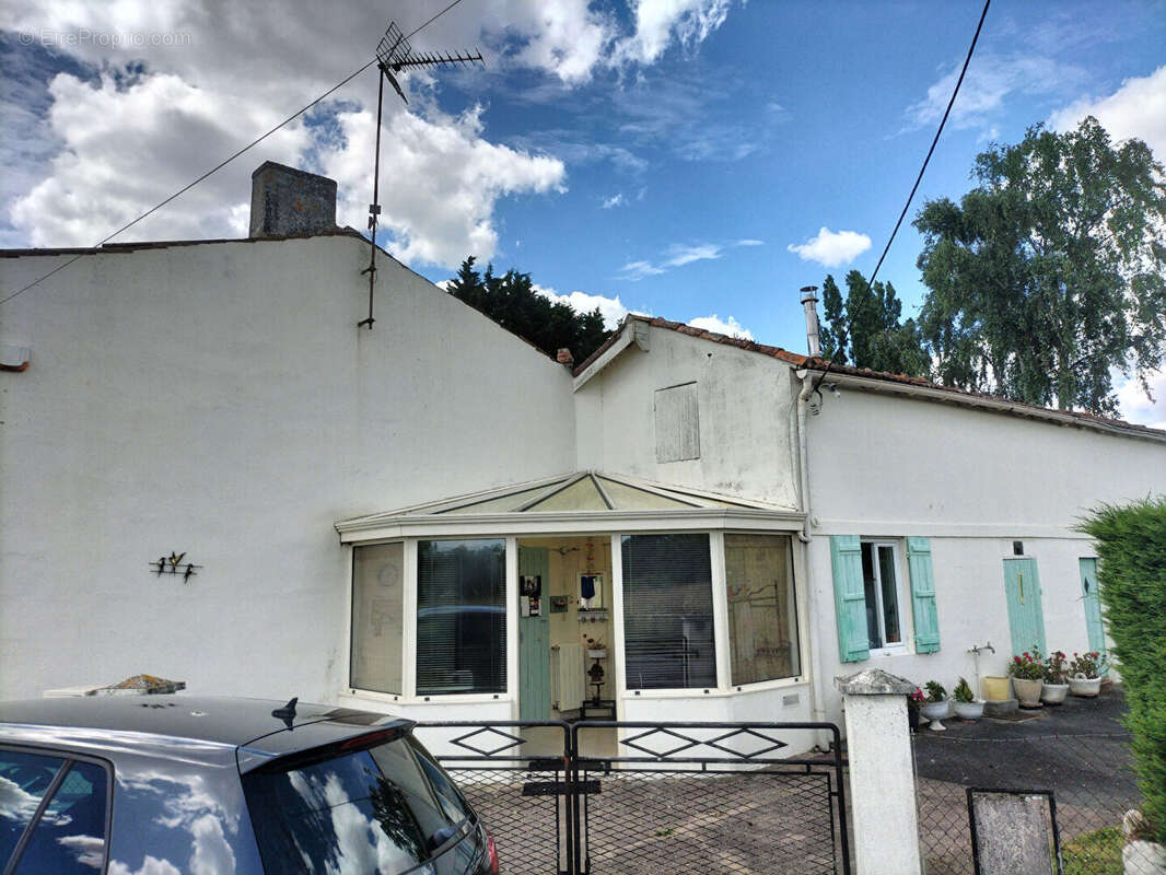 Maison à TONNAY-CHARENTE