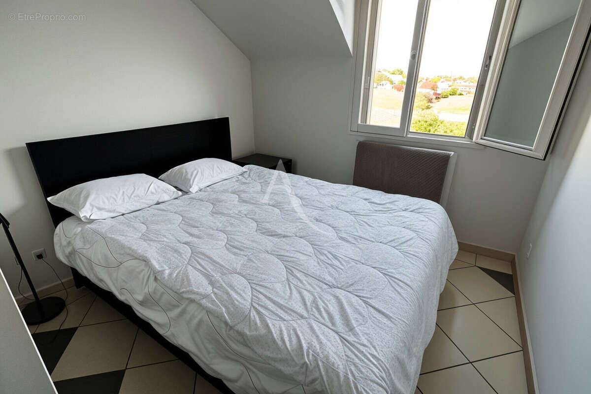 Appartement à BAILLY-ROMAINVILLIERS