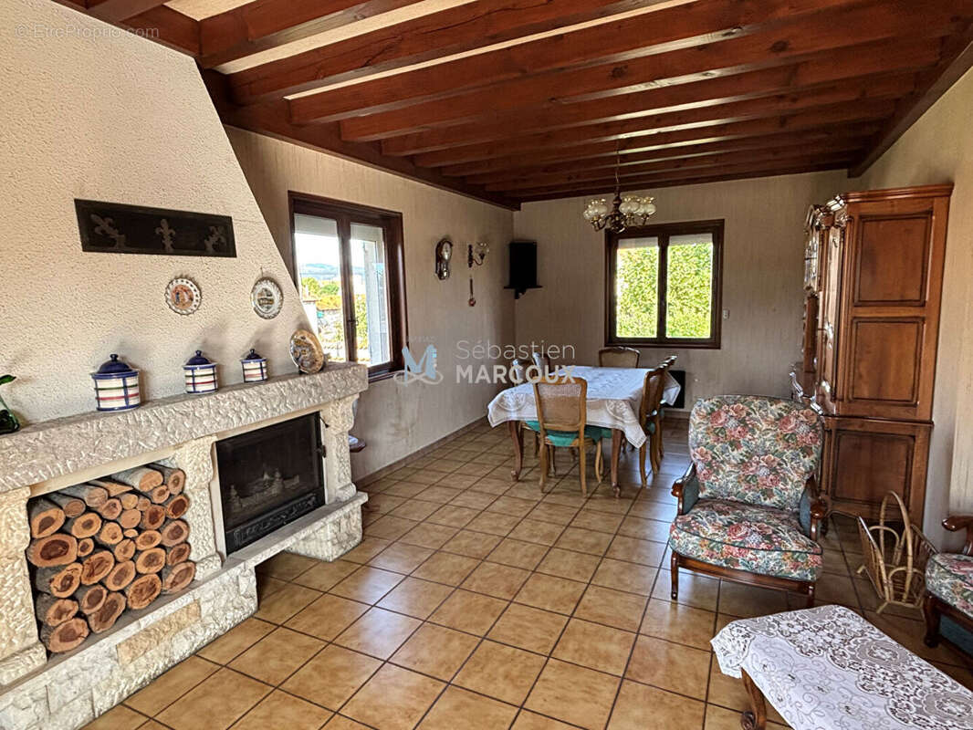 Maison à MONTBRISON