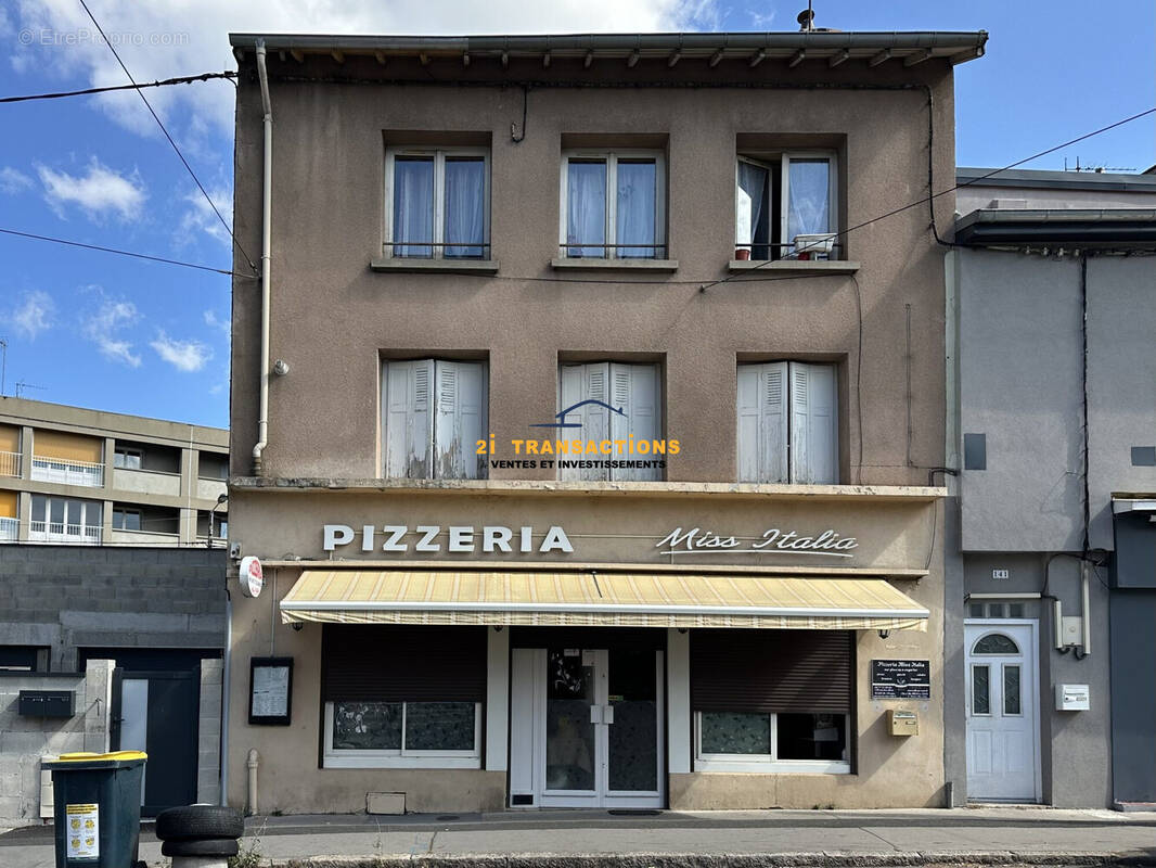 Appartement à SAINT-ETIENNE