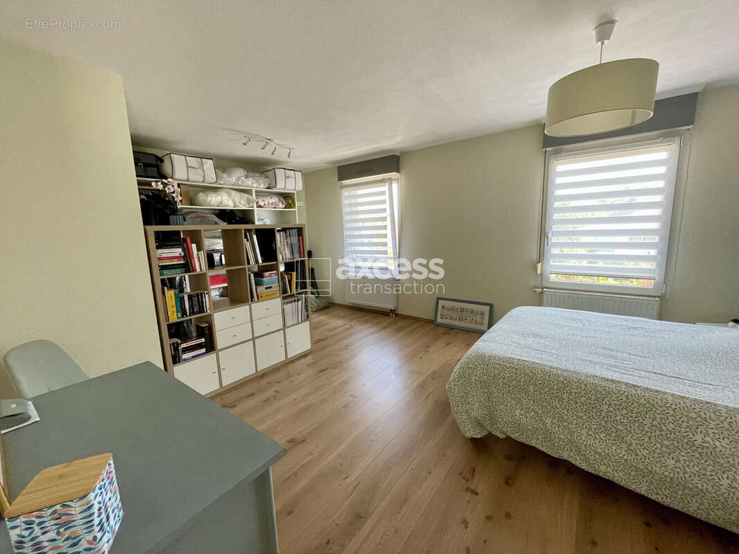 chambre 1 - Appartement à BISCHWILLER