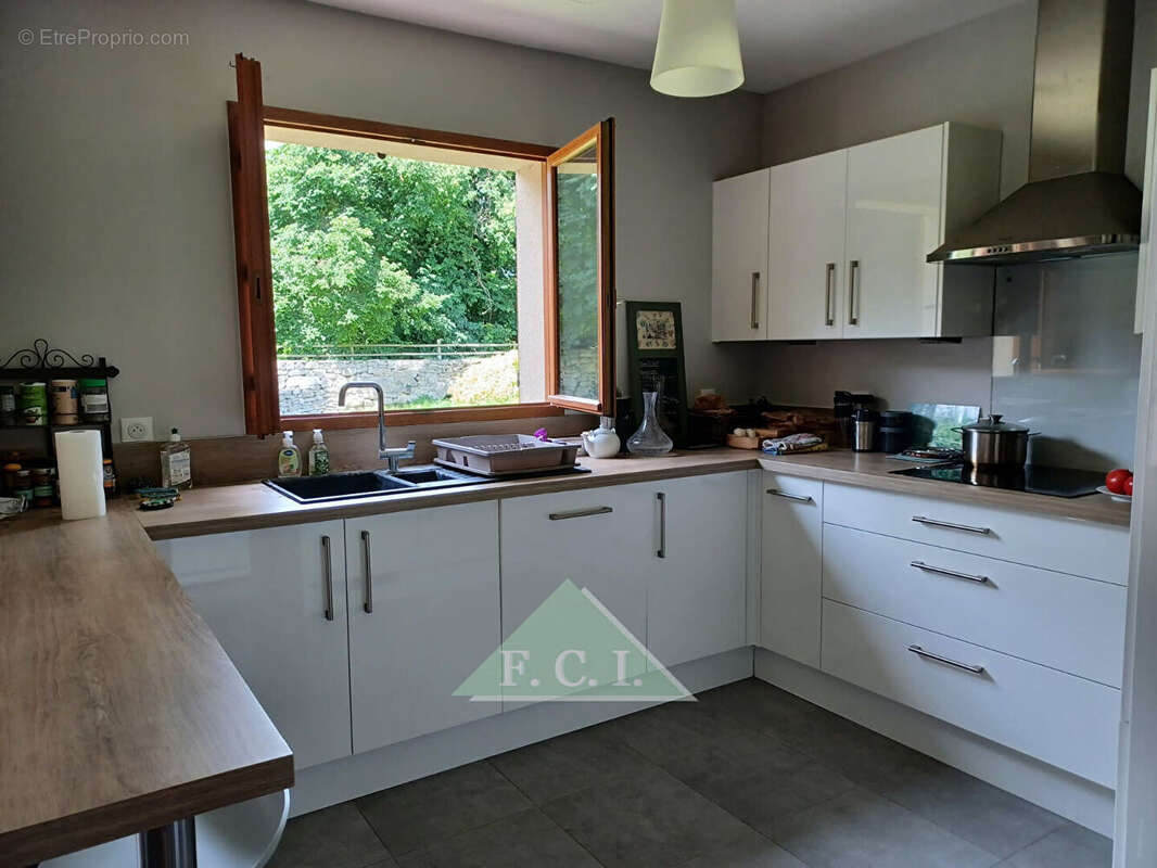 Maison à MAREIL-SUR-MAULDRE