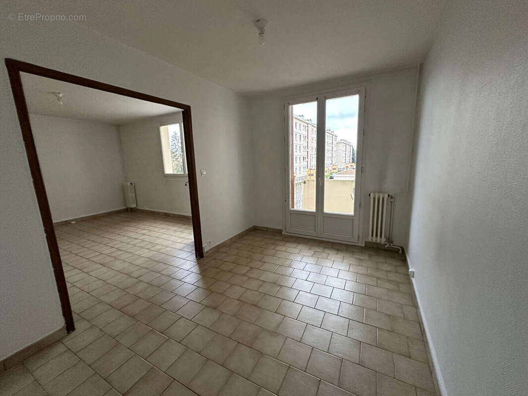 Appartement à JOUE-LES-TOURS