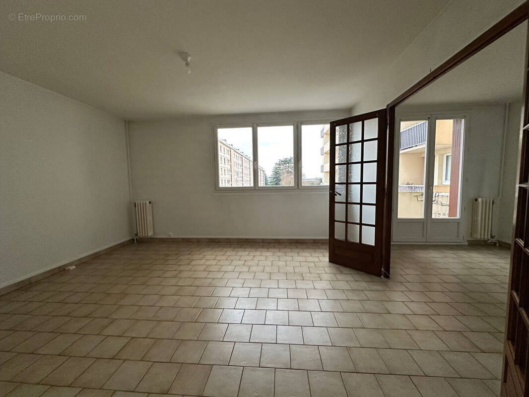 Appartement à JOUE-LES-TOURS