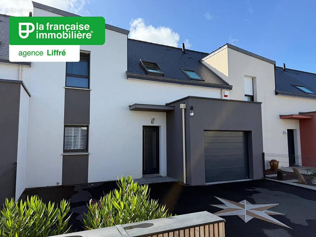 Maison à LIFFRE
