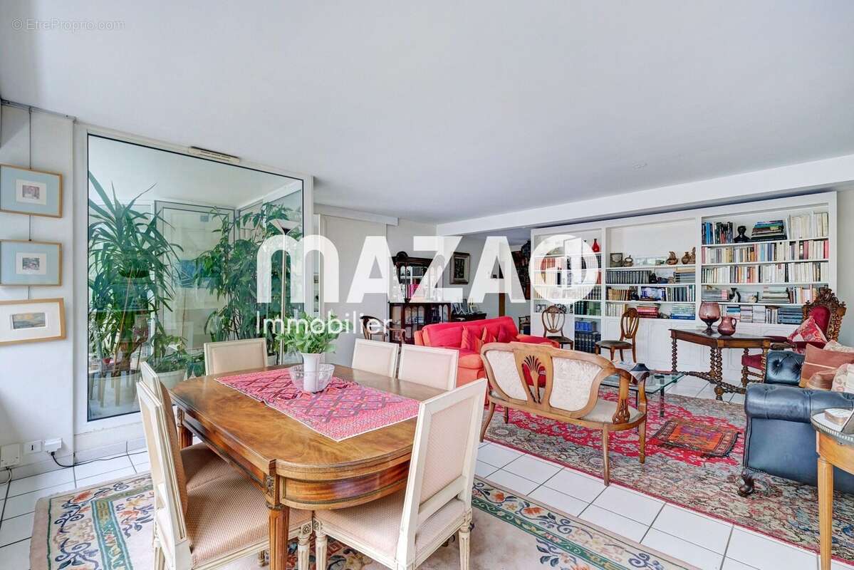 Appartement à PARIS-19E