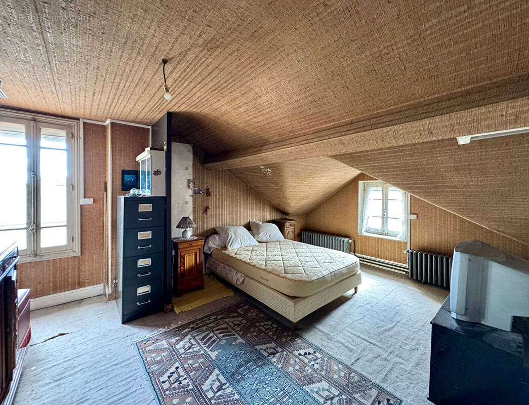 Maison à CLERMONT-FERRAND