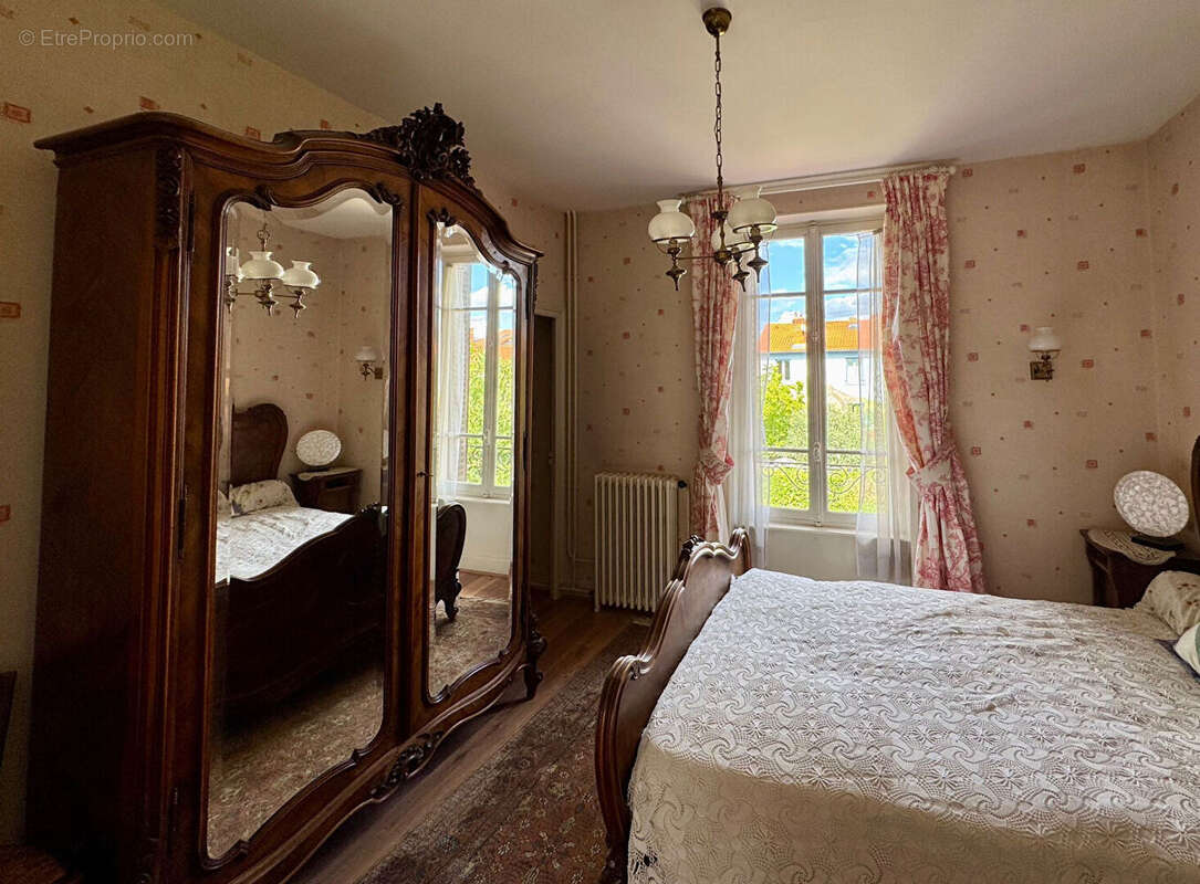 Maison à CLERMONT-FERRAND