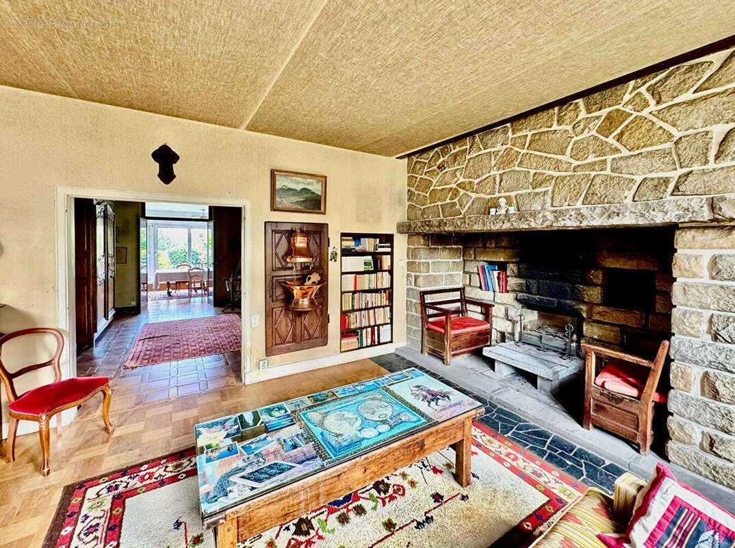 Maison à CLERMONT-FERRAND