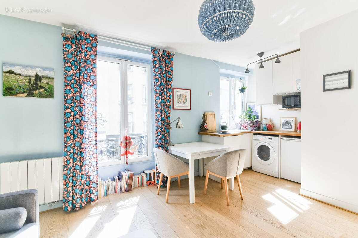 Appartement à PARIS-19E