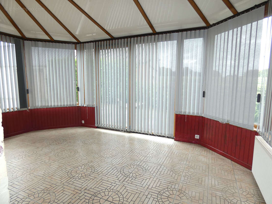 Maison à LE NEUFBOURG