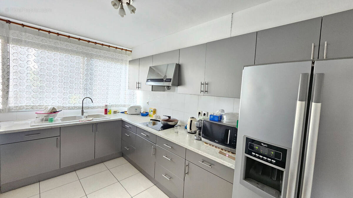 Appartement à LA COURNEUVE