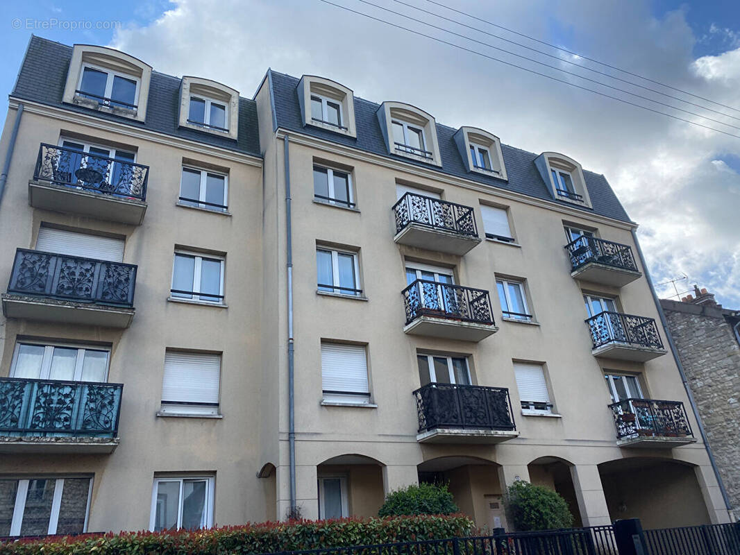 Appartement à MANTES-LA-JOLIE