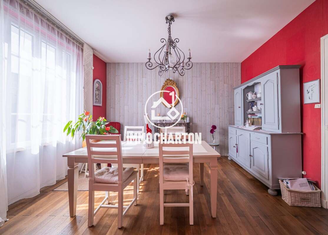 Maison à SABLE-SUR-SARTHE