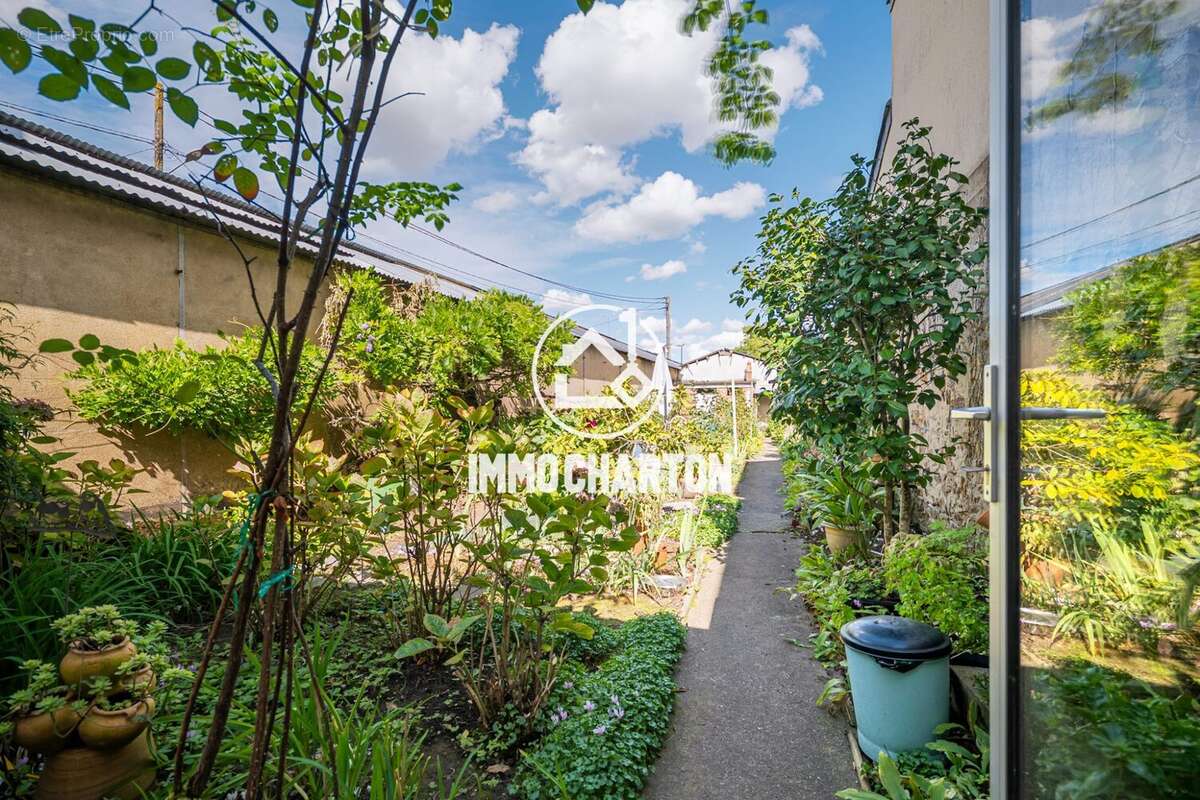 Maison à SABLE-SUR-SARTHE