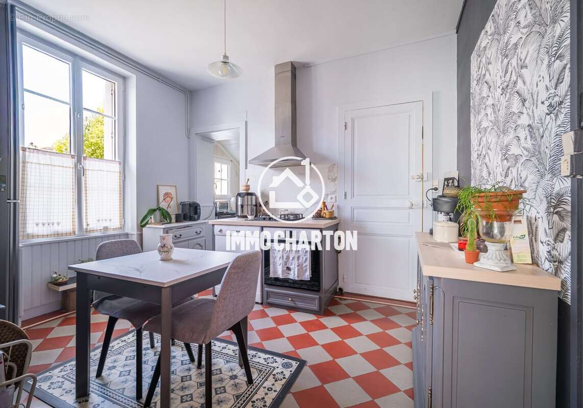 Maison à SABLE-SUR-SARTHE