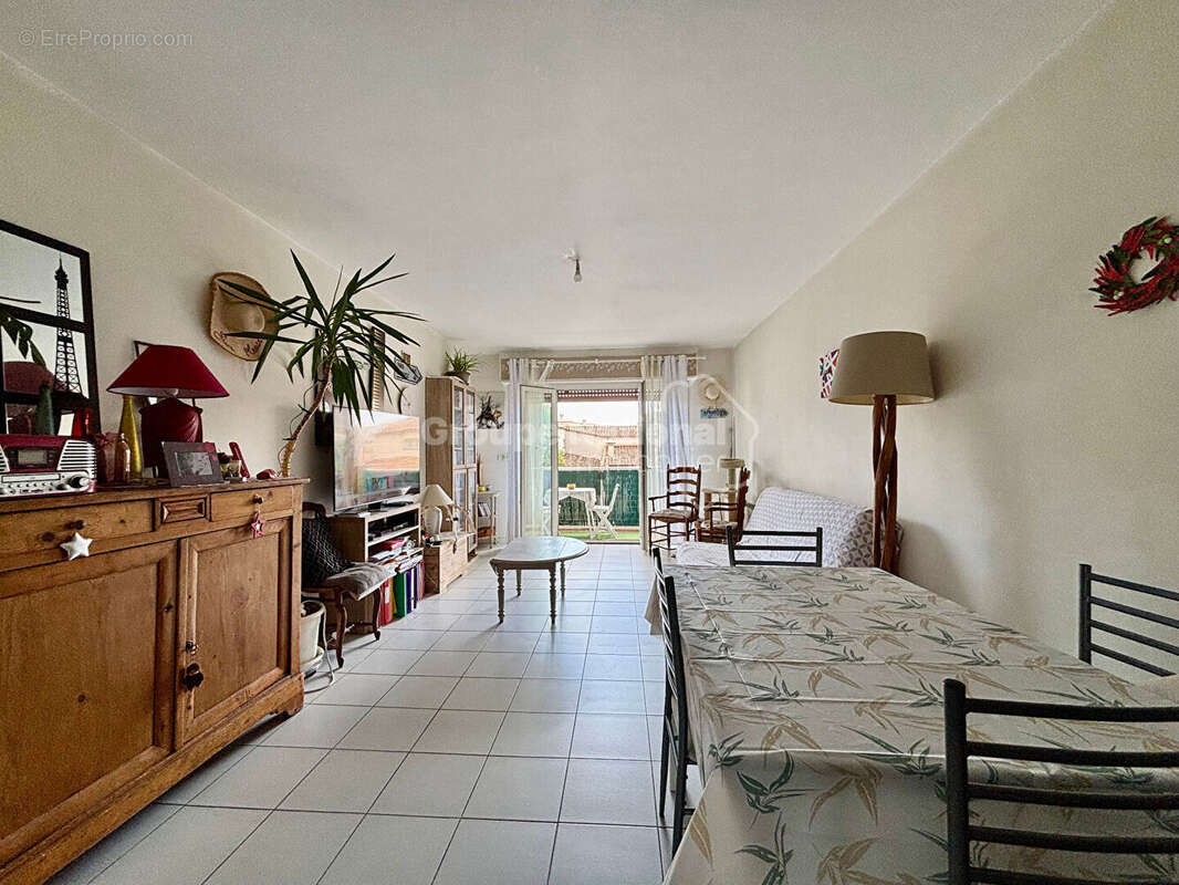 Appartement à LUNEL
