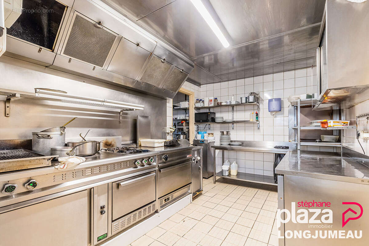 Commerce à VIRY-CHATILLON