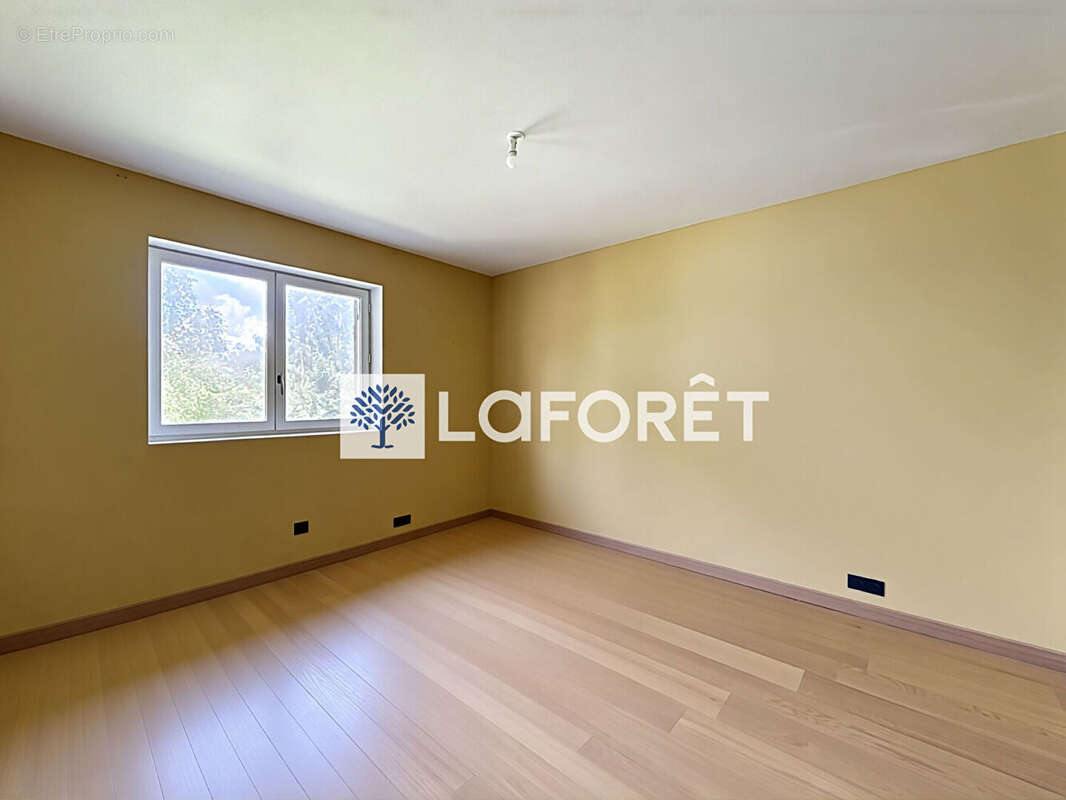 Maison à BOIS-GUILLAUME