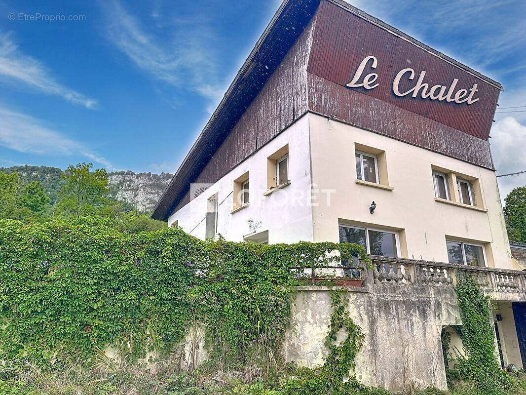 Maison à CORVEISSIAT