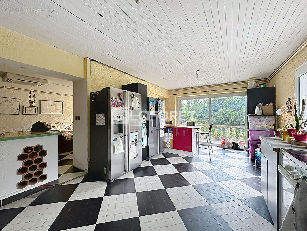 Maison à CORVEISSIAT