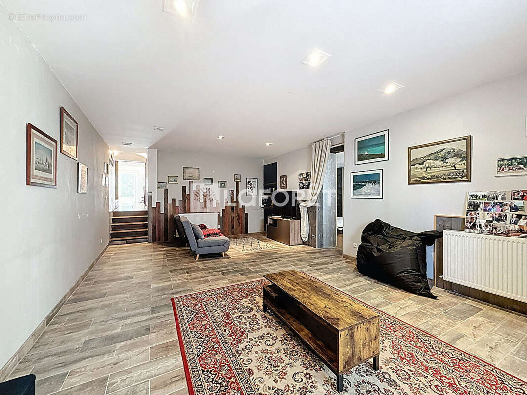 Maison à SAINT-LAGER