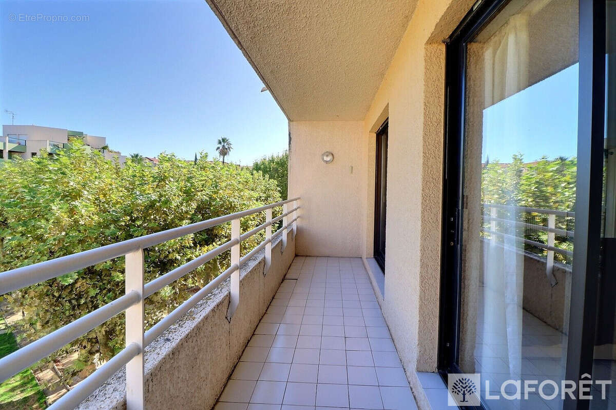 Appartement à HYERES