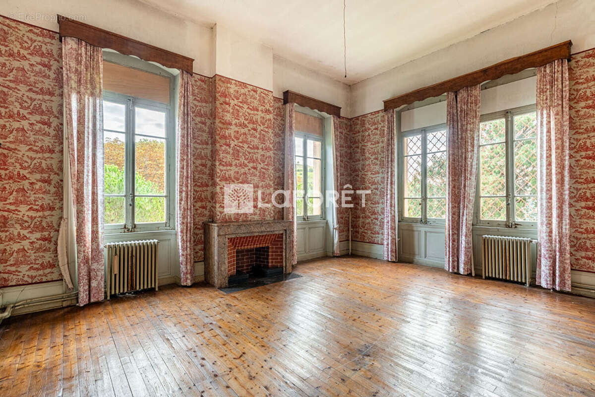 Maison à BELLEVILLE