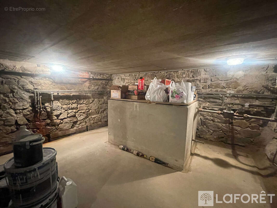 Maison à RUYNES-EN-MARGERIDE