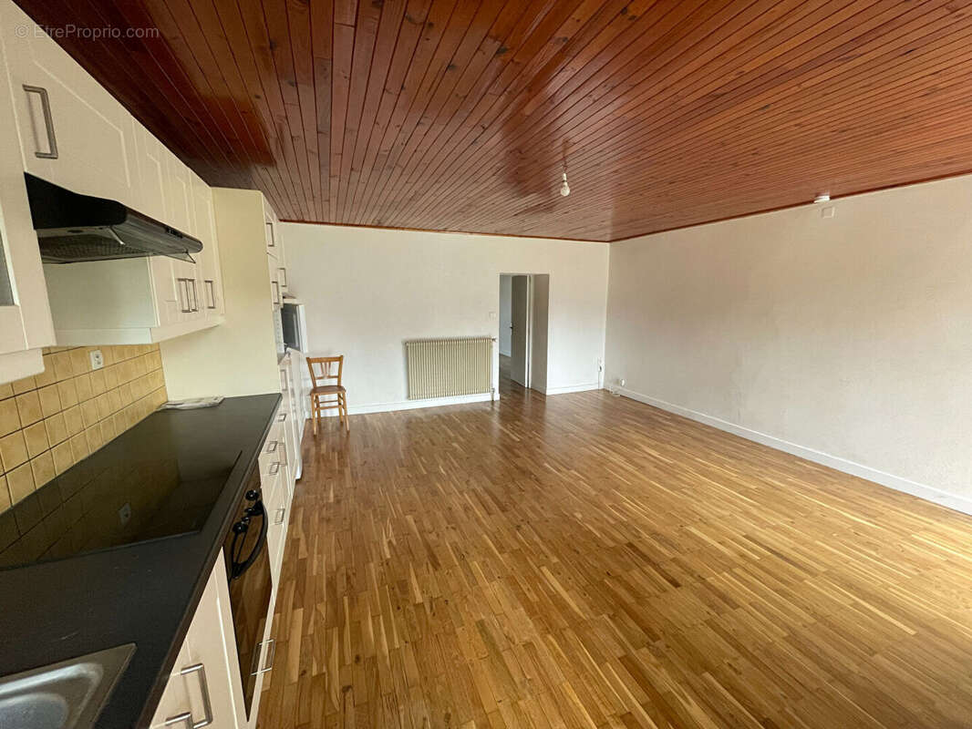 Maison à LONS-LE-SAUNIER