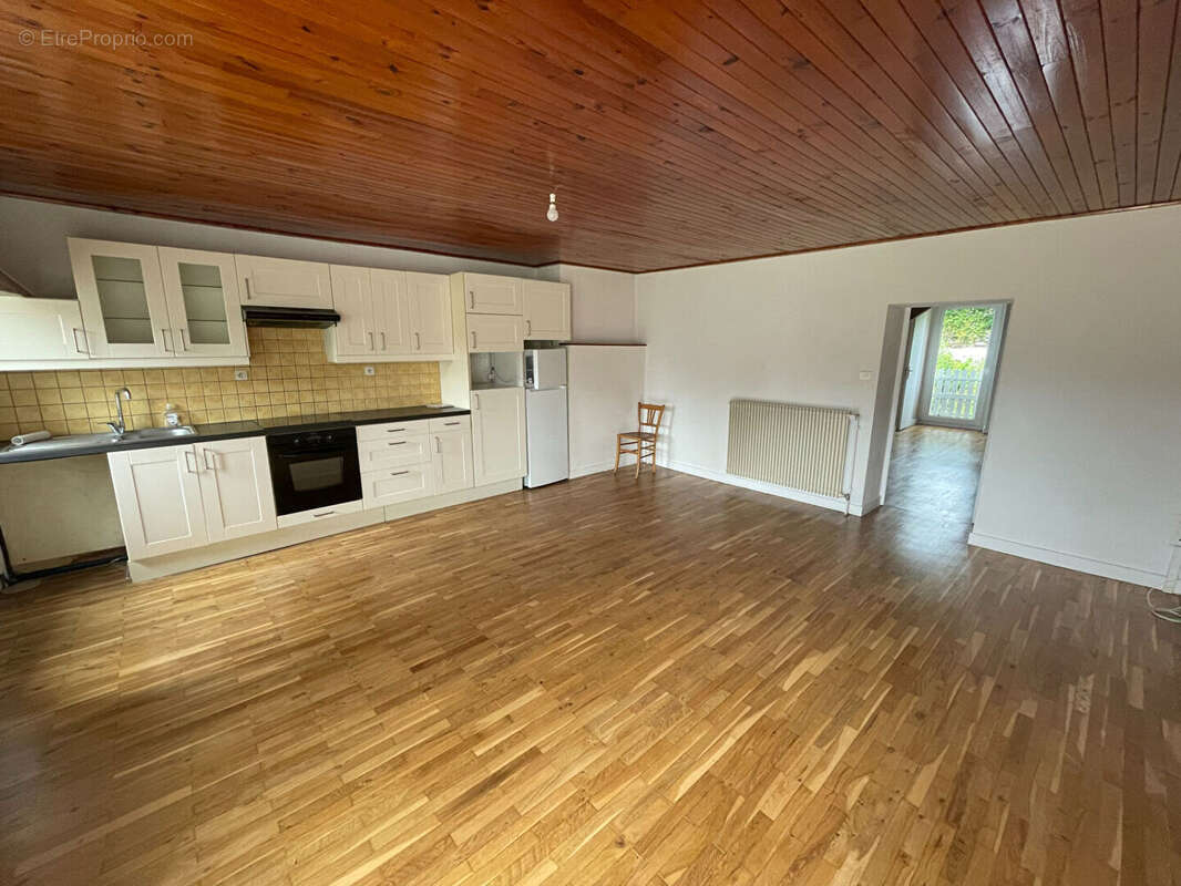 Maison à LONS-LE-SAUNIER