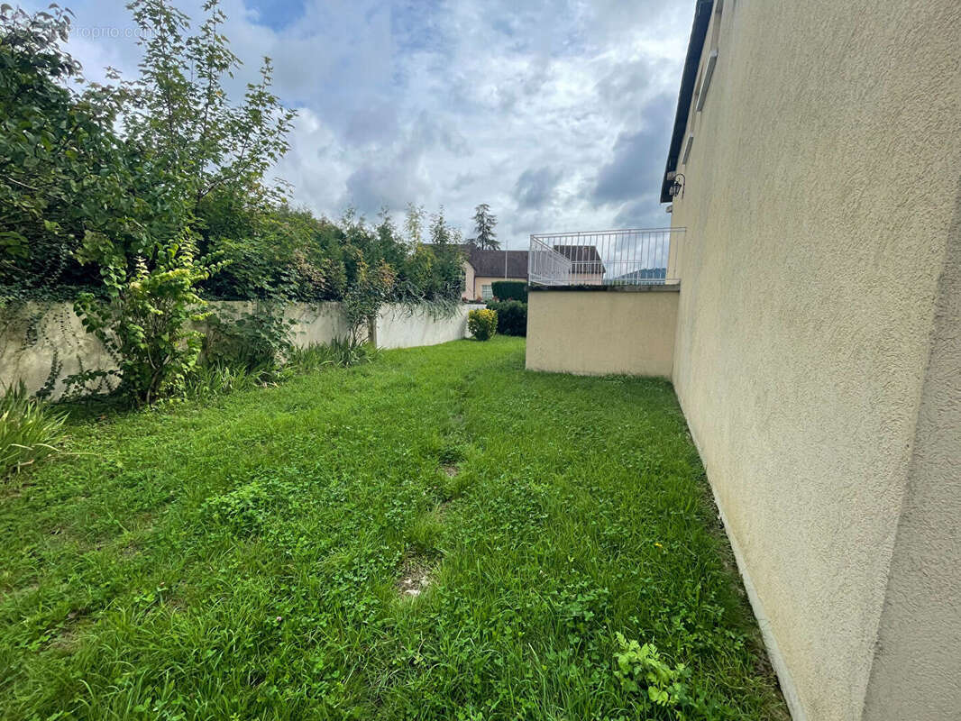 Maison à LONS-LE-SAUNIER