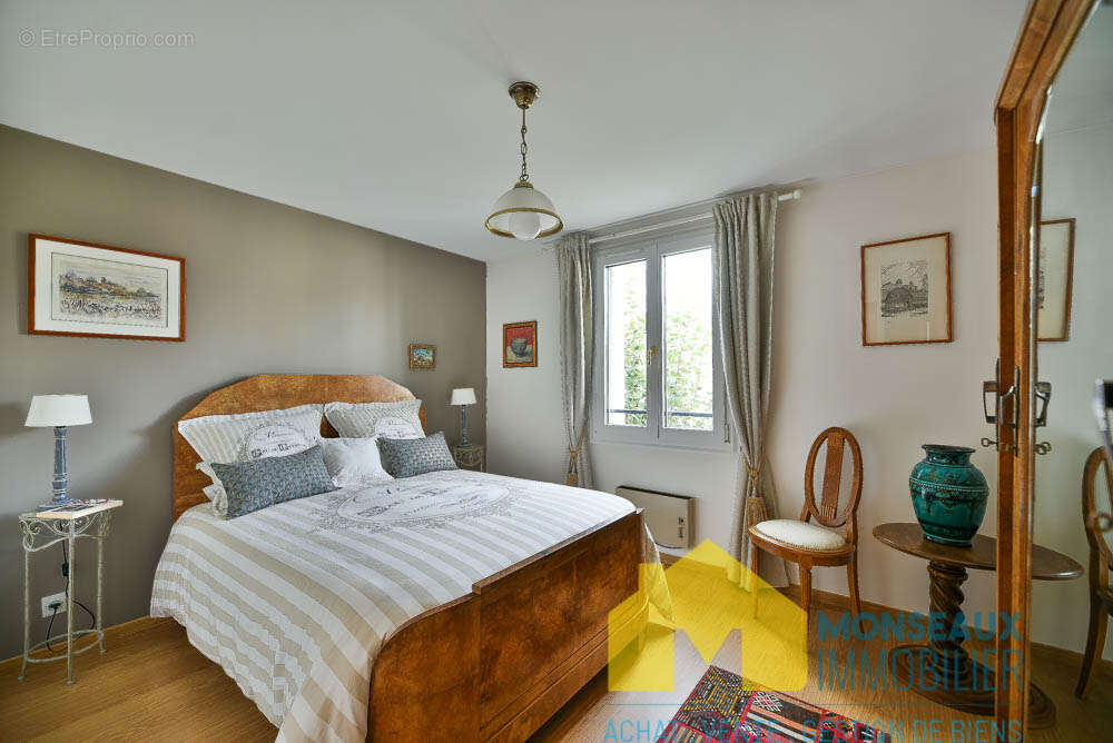 Maison à LONGJUMEAU