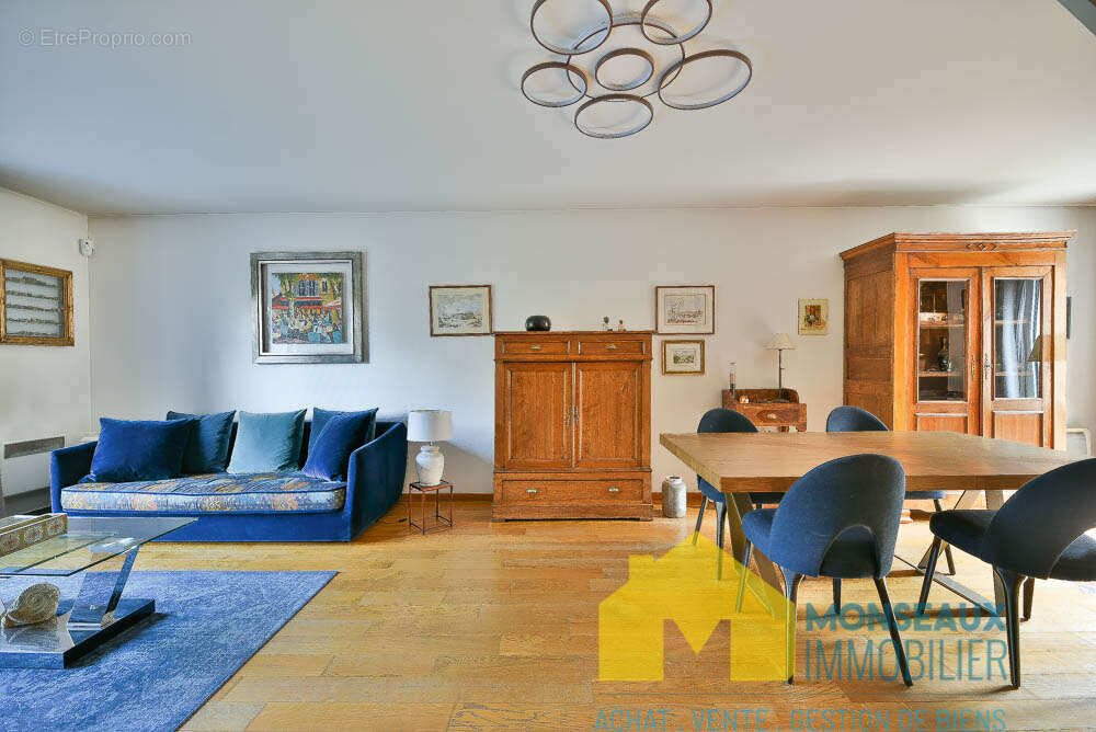 Maison à LONGJUMEAU