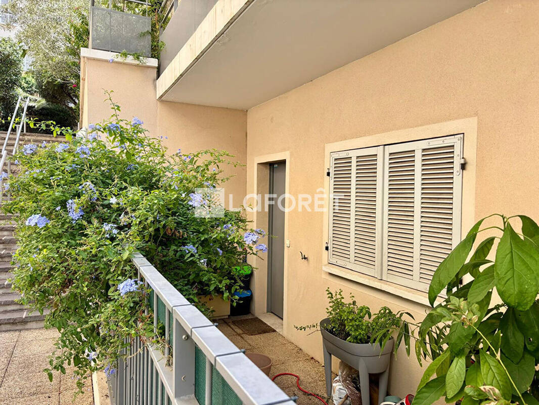 Appartement à MARSEILLE-2E