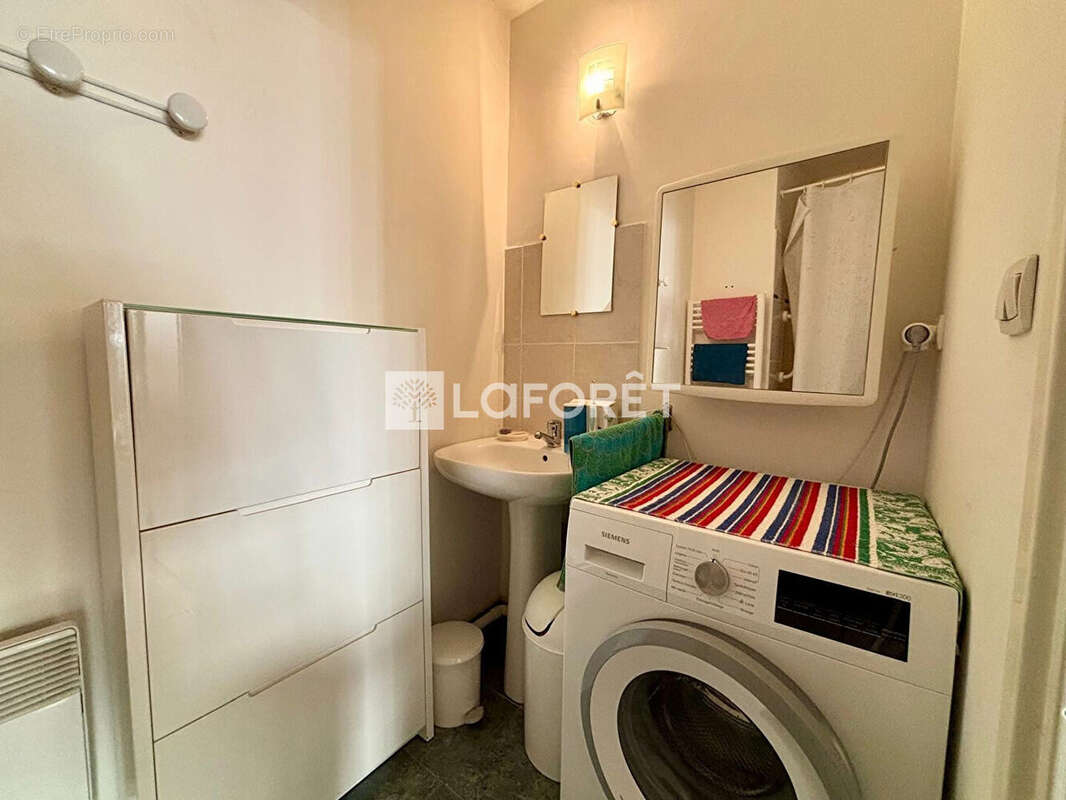 Appartement à MARSEILLE-2E