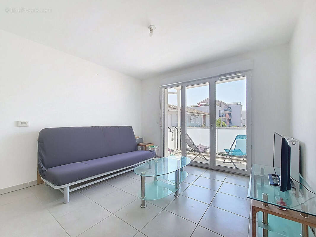 Appartement à PAREMPUYRE