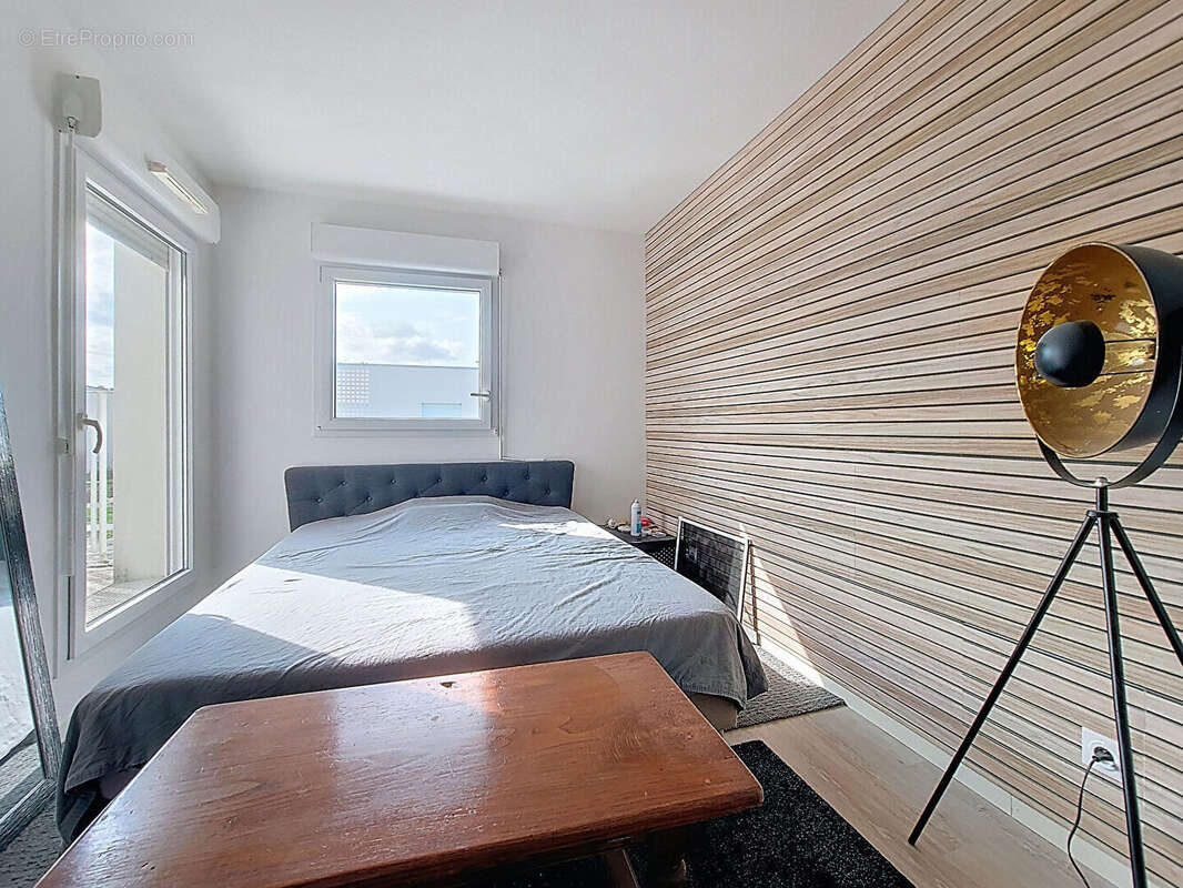 Appartement à PAREMPUYRE