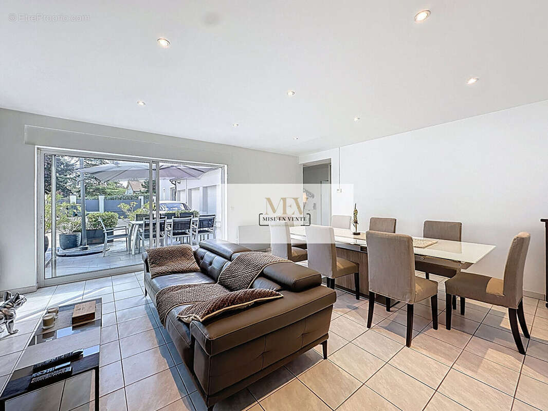 Maison à NEUILLY-PLAISANCE