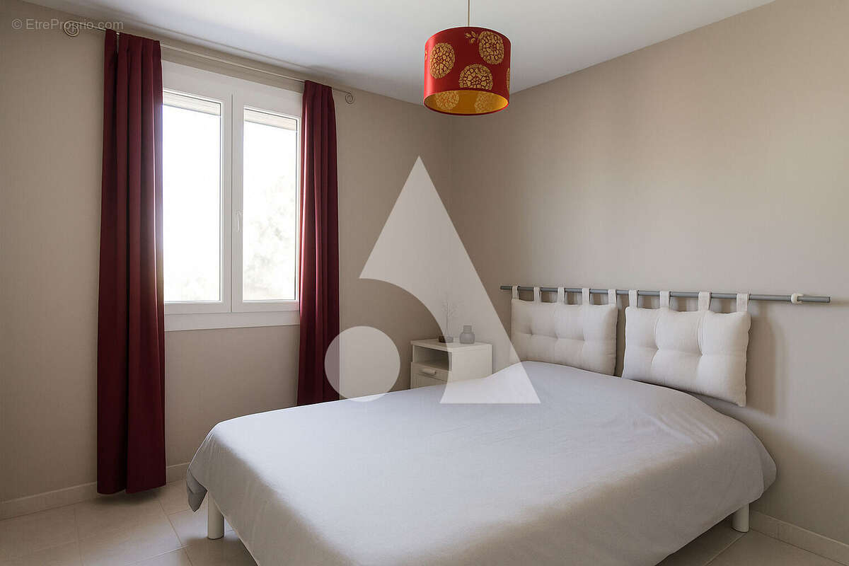 Appartement à VINON-SUR-VERDON