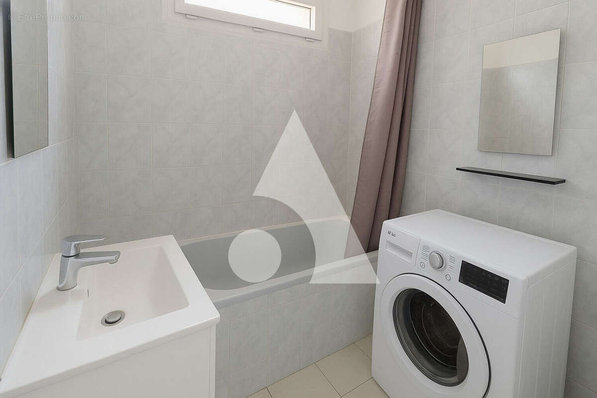 Appartement à VINON-SUR-VERDON