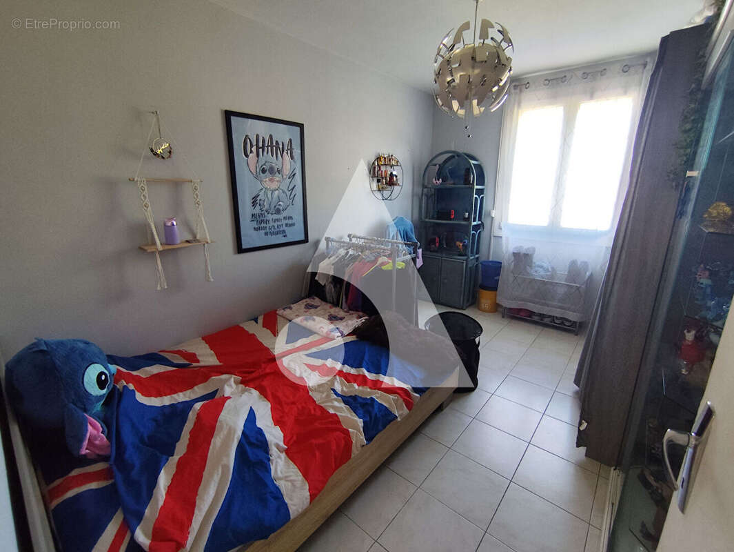 Appartement à VINON-SUR-VERDON